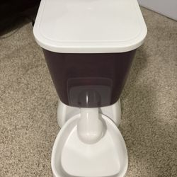 Cat Mate Automatic Feeder