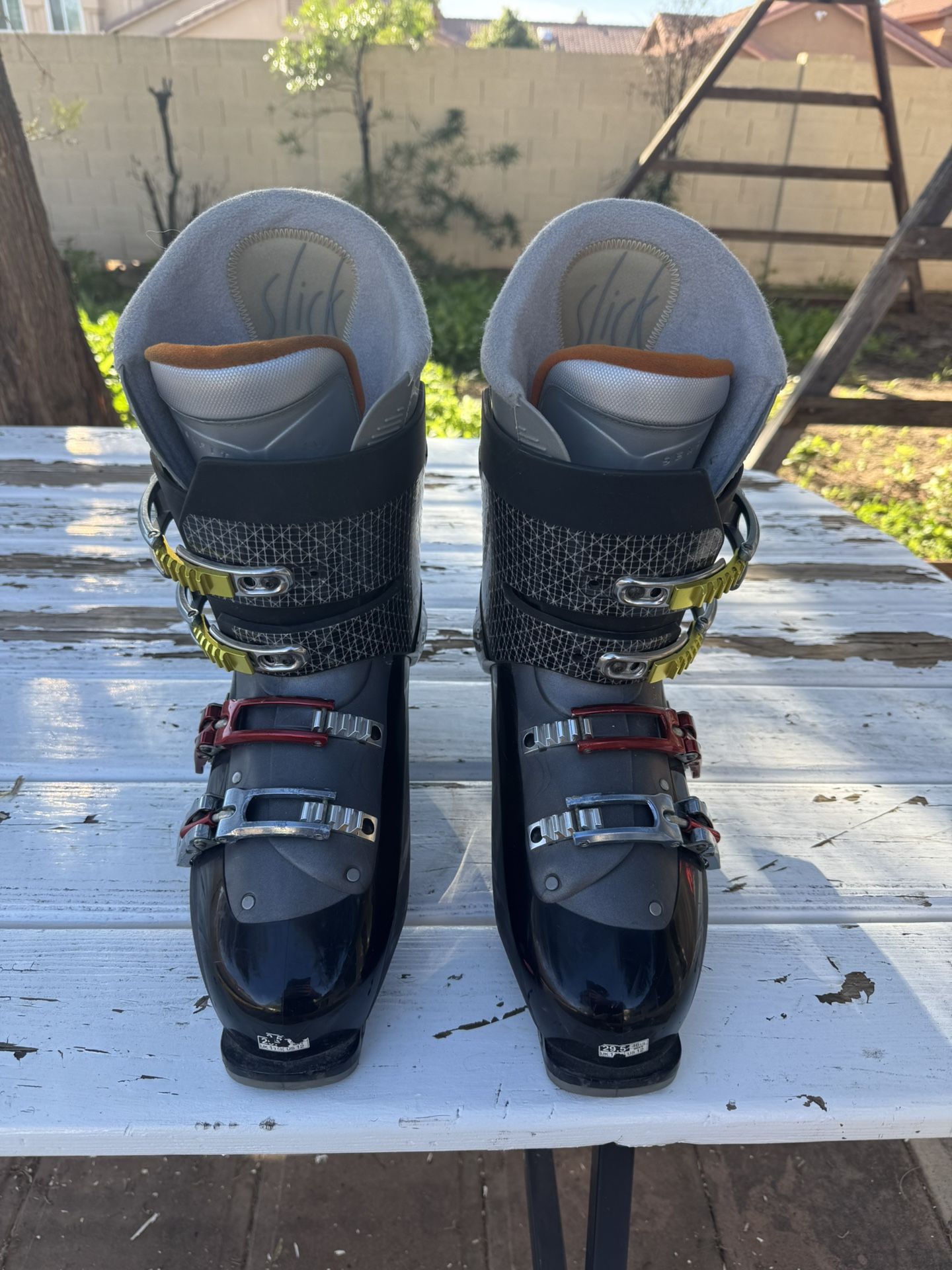 Salomon Slick Ski Boots Size 12