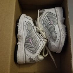 Nike's sneakers size 2c