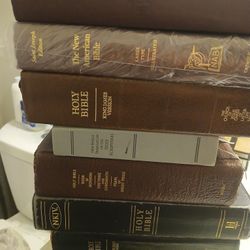 8 Used Bibles Lot. 