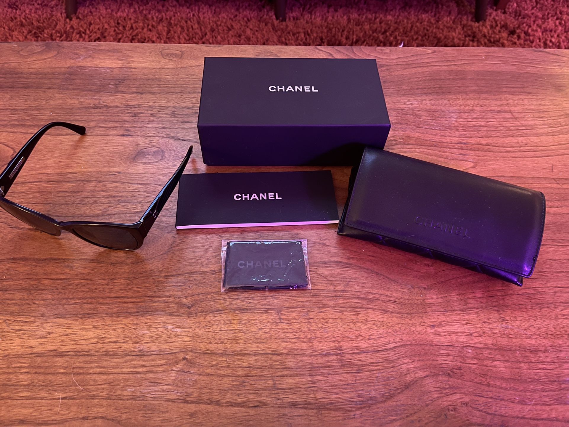 Like new Chanel Sunglasses Chanel Launches Its New Spring-Summer 2025 Eyewear Campaign  main image 3