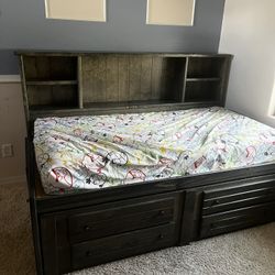 Twin captains Bed With Trundle 