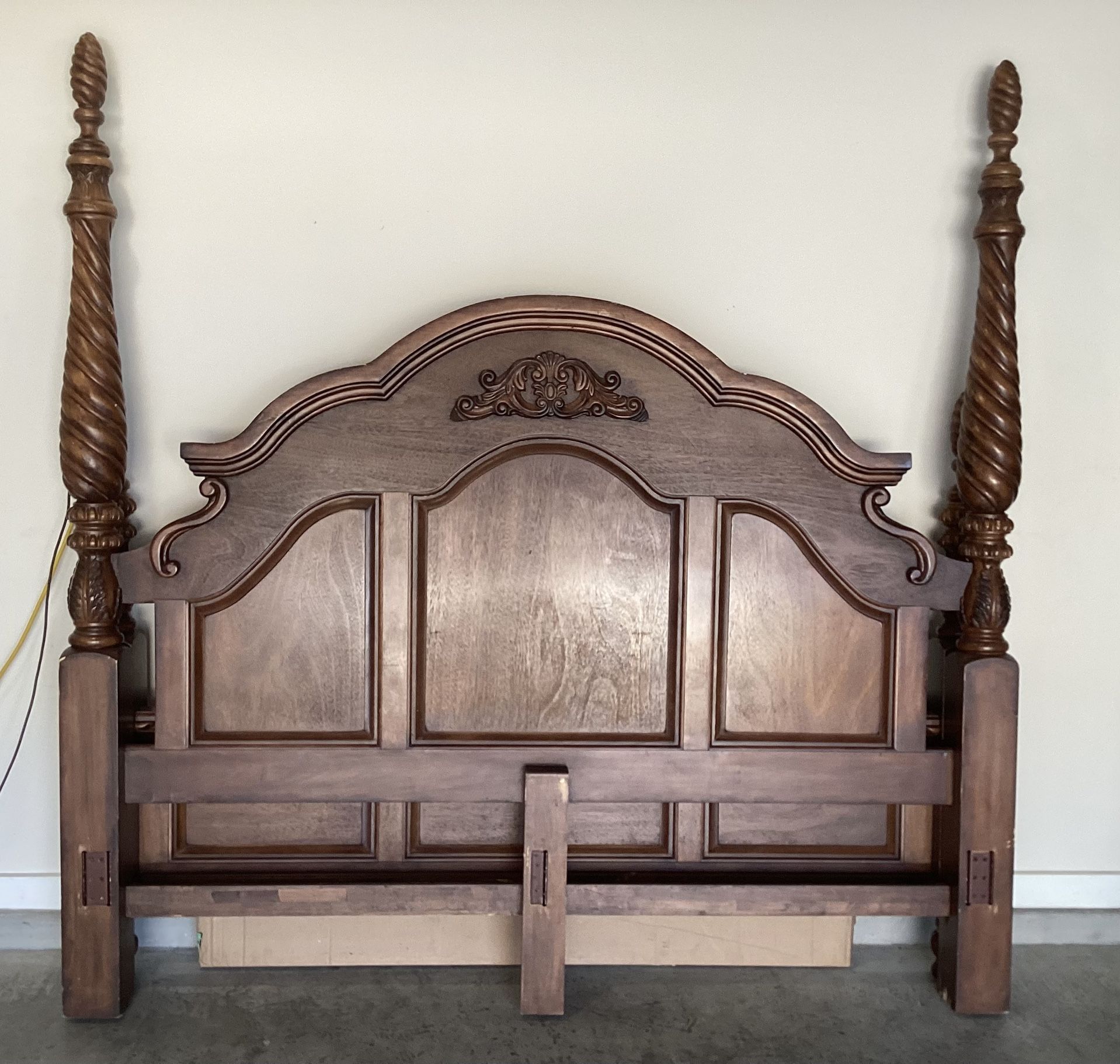 Bed Frame Heavy-Duty Solid/walnut King sz,