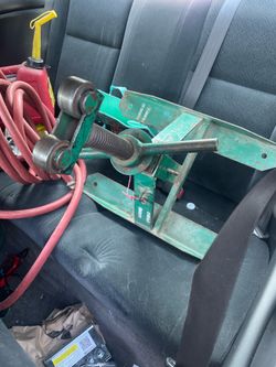 Greenlee Model 683 Screw Type Reel Stand