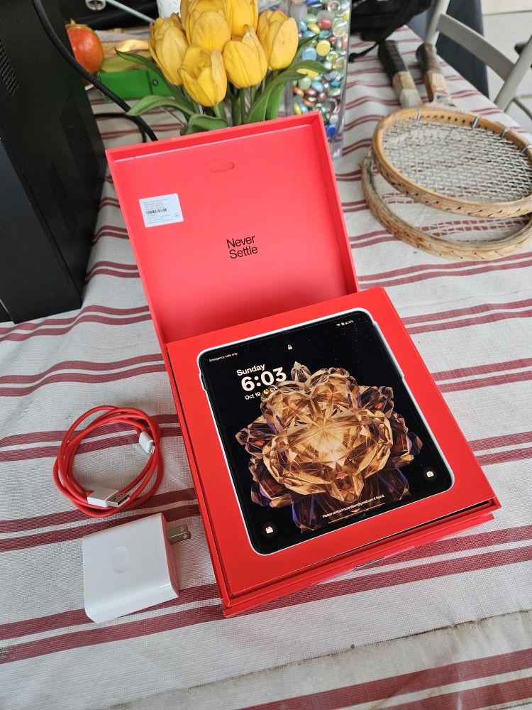 OnePlus Open – Full Box, Full Accessories | Excellent Condition