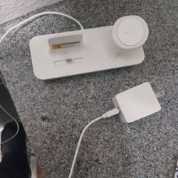 Apple Duel Charger