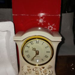 Reloj Avon $10