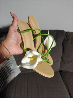 Tulip Sandal Heels Size 9