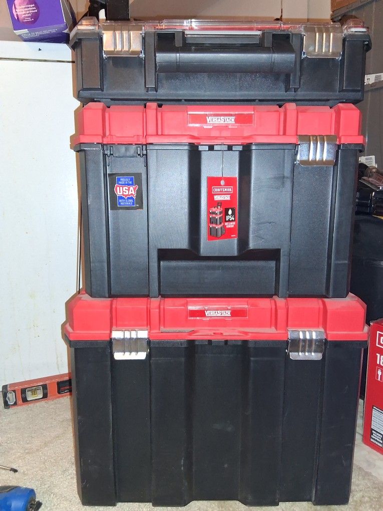 Craftsman Versastack 17in. Tower Tool Box