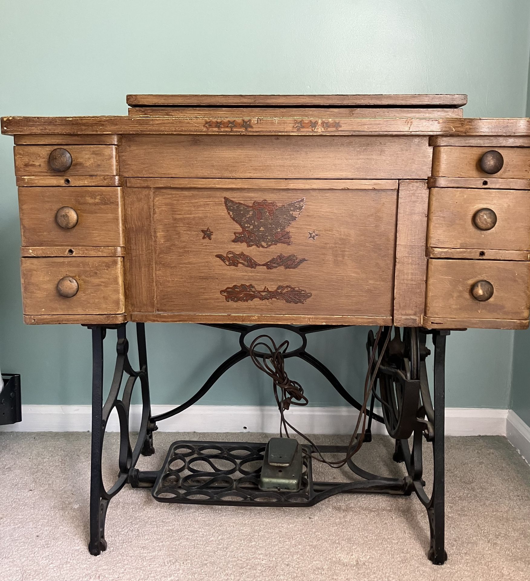 Antique Arrow 85 Deluxe Sewing Machine Cabinet 