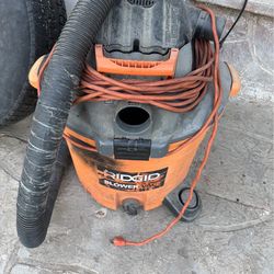 Ridgid vacuum