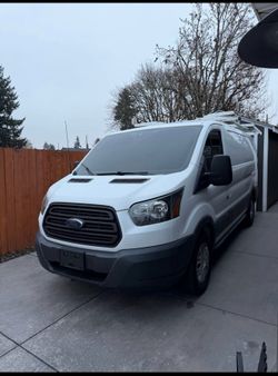Ford Transit 150