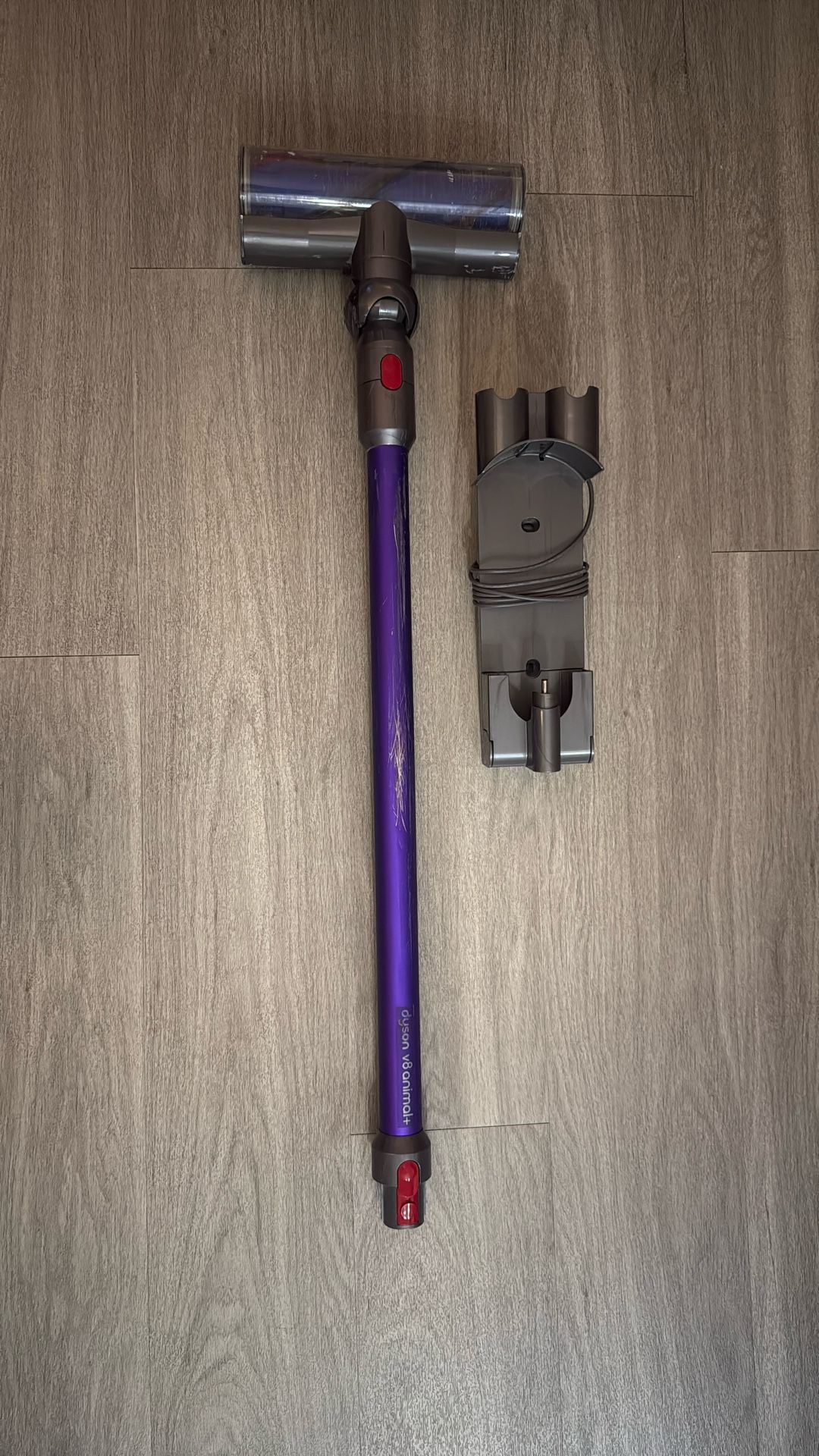 Dyson Charger & Attachment