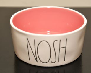 Nosh pet dish new in ceramic