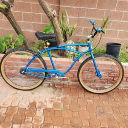 Schwinn Beach Cruiser 
