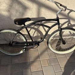 Old school Schwinn beach cruiser 26 inch rims. Need some love.