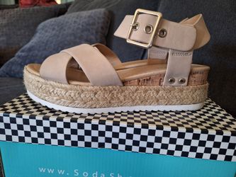 (Lightly used) Soda Beige Fortuna Wedge Sandals