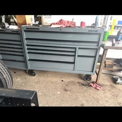 US General 56 inch toolbox and 27 inch roll cart