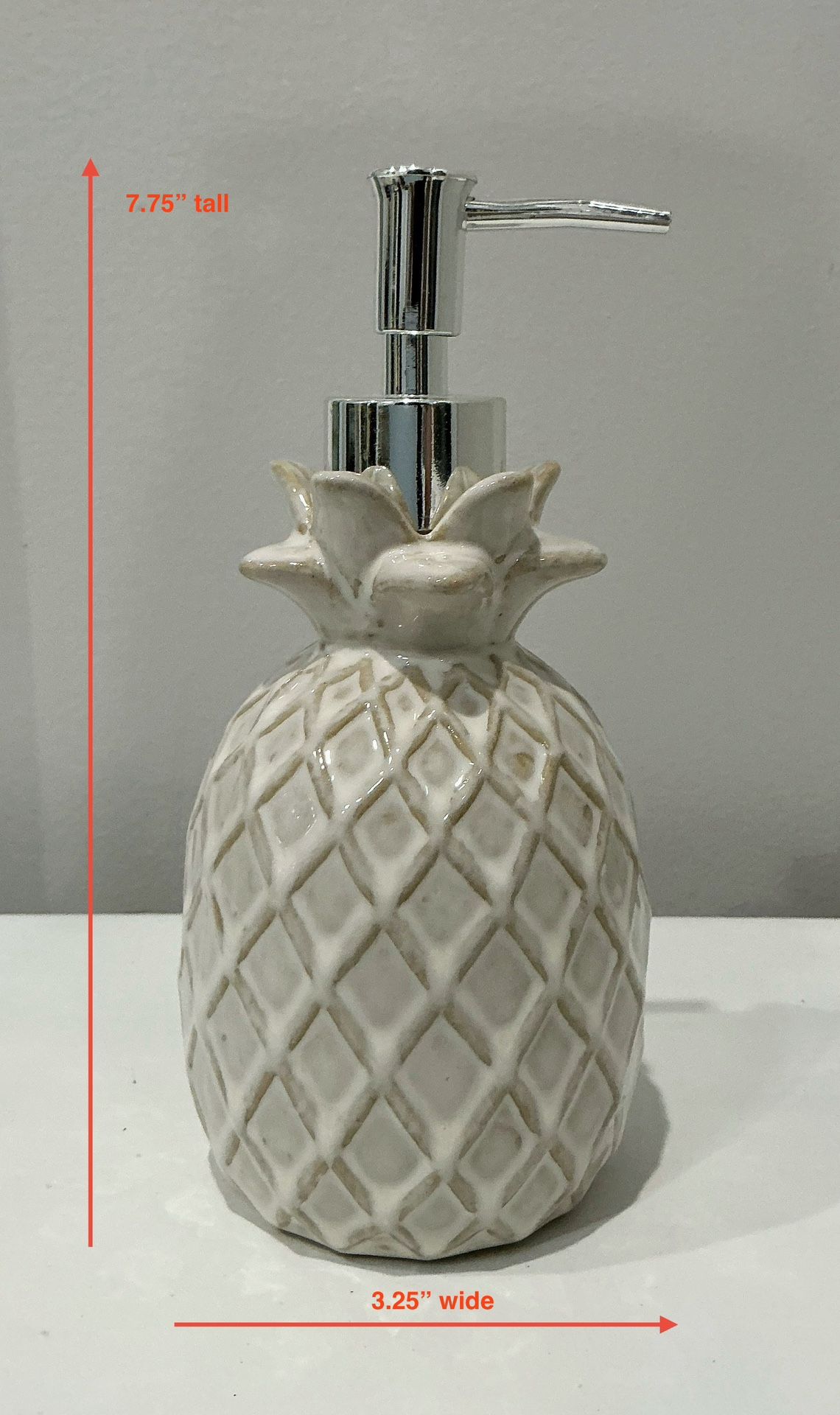 Willow Street Designs Shabby Tan & Cream Ceramic Pineapple Shaped Soap or Lotion Pump Dispenser