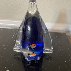 Glass Blue Penguin 4.5” with Two Fish in Belly Paperweight 