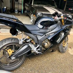 **New Condition** Rare 2006 Kawasaki ZX636