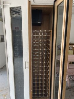 Commercial Restaurant Full Size Wood Wine Mate Refrigerated Bottle Cabinet Storage