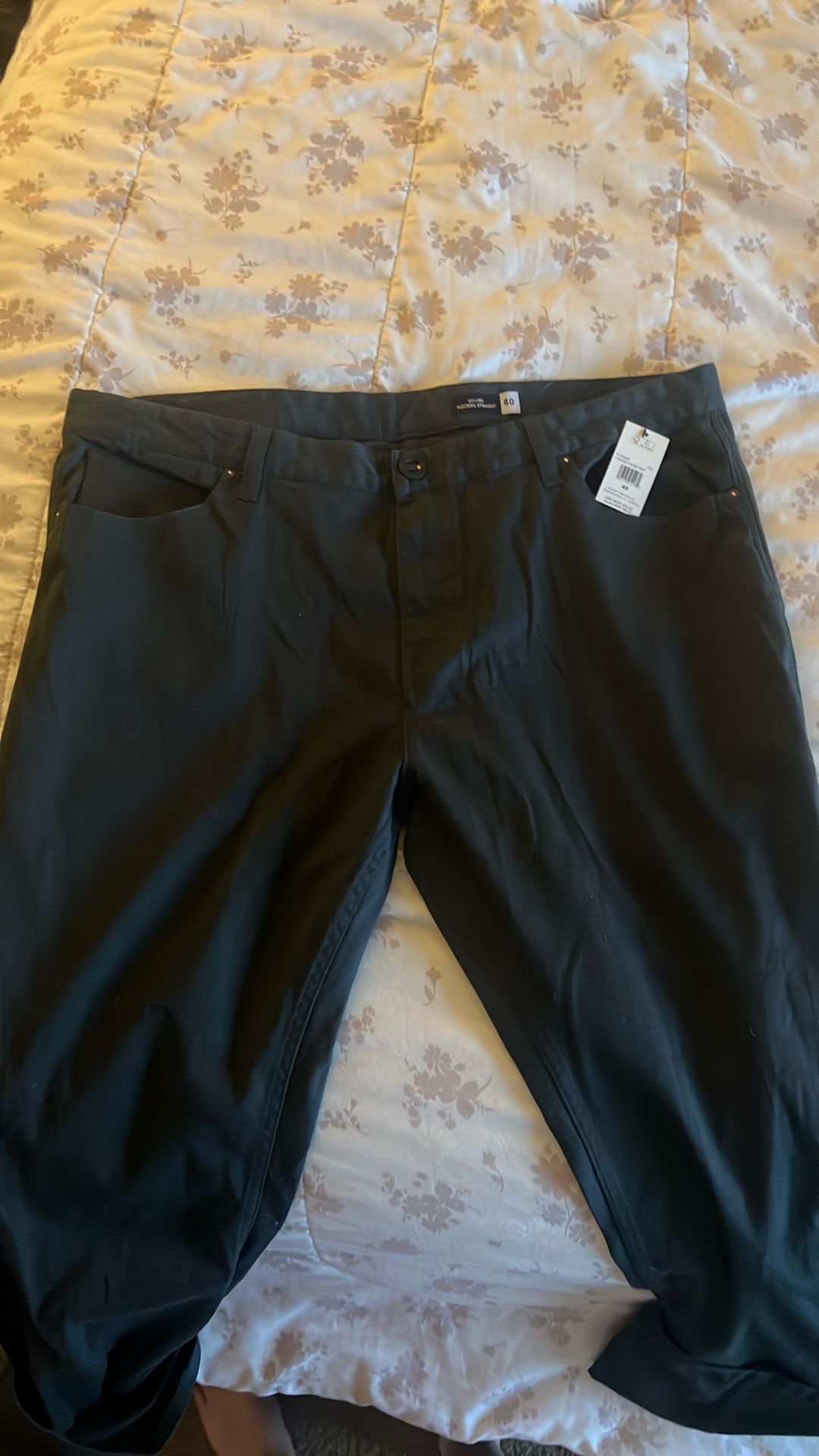 Men’s Volcom Pants