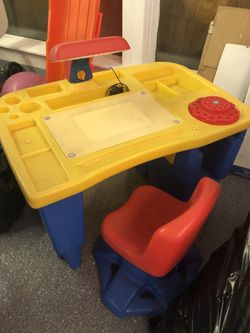 2 desks with chair and lights