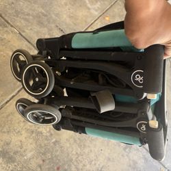 GB Foldable Stroller