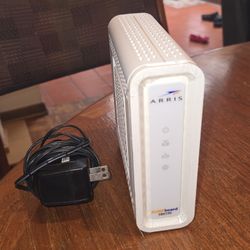 ARRIS SURFboard SB6190 Cable Modem White