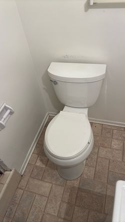 Kohler White Toilet – Working Condition – $50