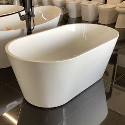 59” Freestanding Bathtub Ready For pick Up 
