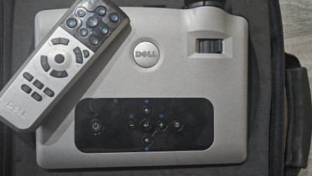 Dell 3400MP DLP Portable Projector with Case, Remote

