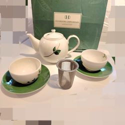 1
Hankook Set Teapot 2 Cups & Saucers Fine China Korea White Green Leaf
