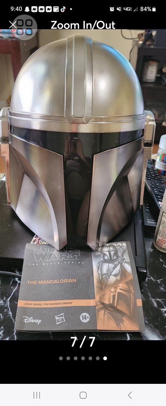 Star Wars The Black Series Mandalorian Electronic Helmet Premium Collector NEW