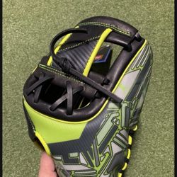 Rawlings Rev 1x Baseball Glove 