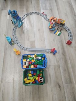 Lego Duplo Electric Train set + extra pieces