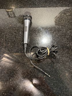 Handheld Dynamic Corded Microphone with a 1/4-inch (6.35mm) Jack for Karaoke etc