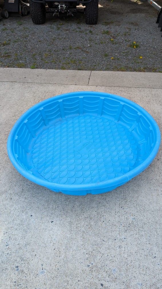 Kiddie pool