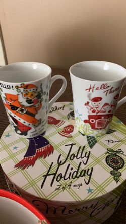 Holiday mugs