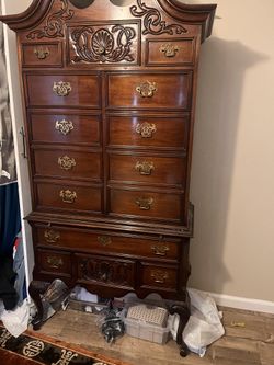 Vintage cabinet Chippendale for liquor or ?
