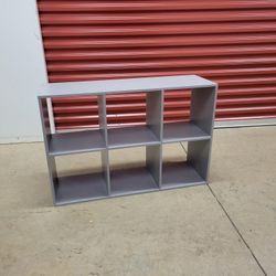 6-Cube Organizing Storage Shelf
