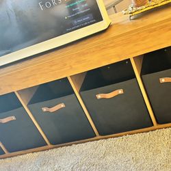 Wood shelves TV Stand with 5 black New  storage baskets