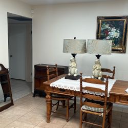 Furniture   (moving sale)  Friday 19th 105th Ave/Peoria Ave
