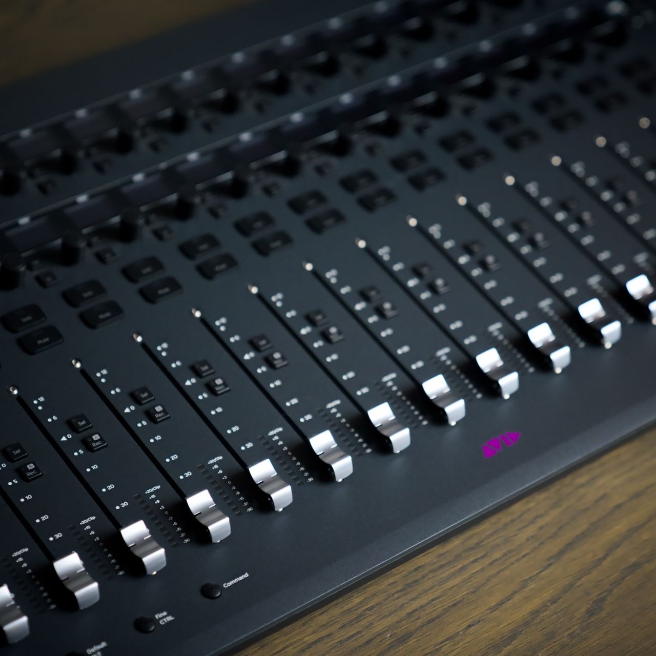 Pro Tools Control Fader Avid S3 16 Fader Pro Tools Control Surface for Sale in Los Angeles, CA ...