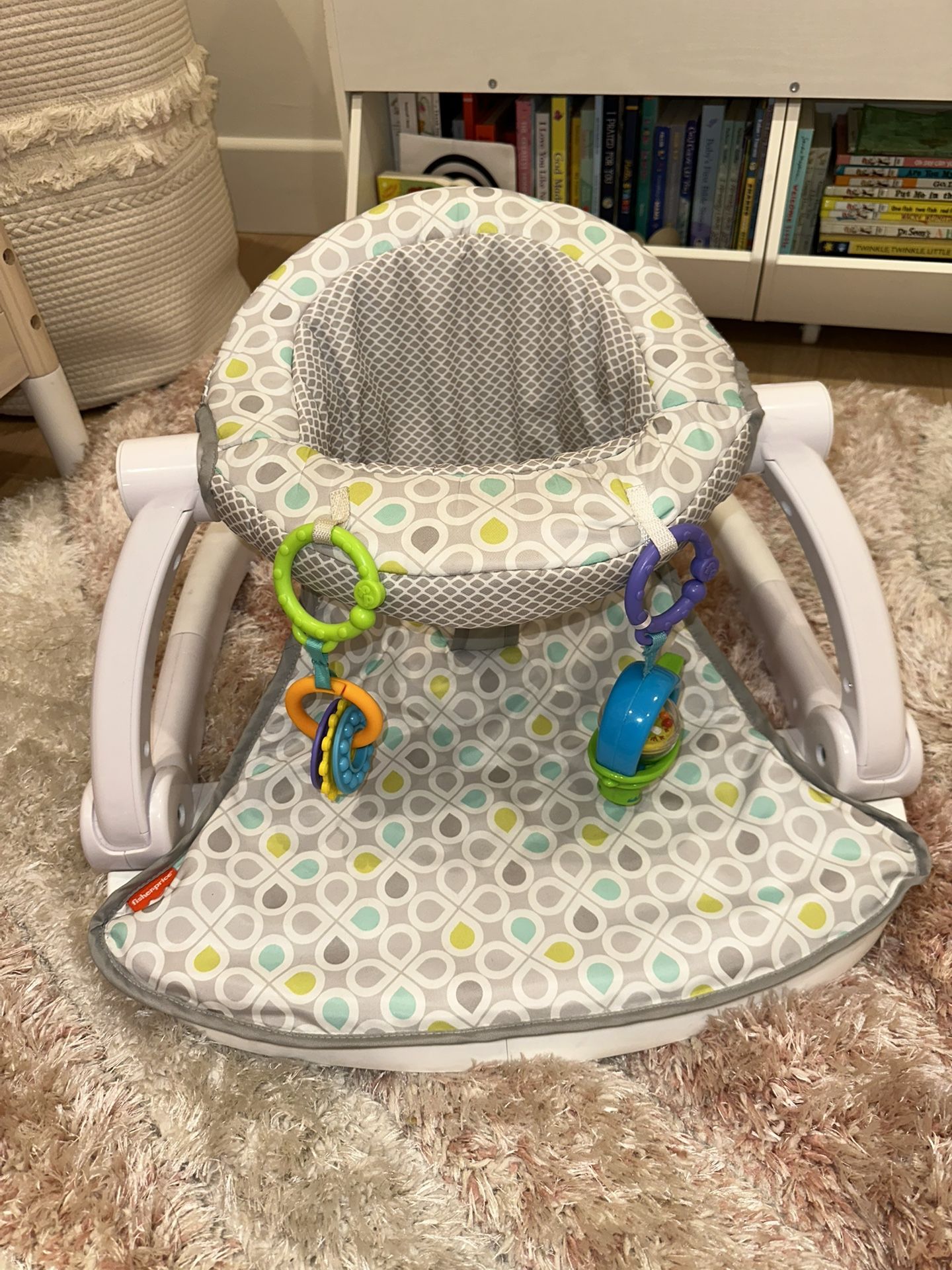 Fisher Price Sit Me Up Portable Baby Chair
