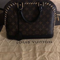 Alma bag Louis Vuitton