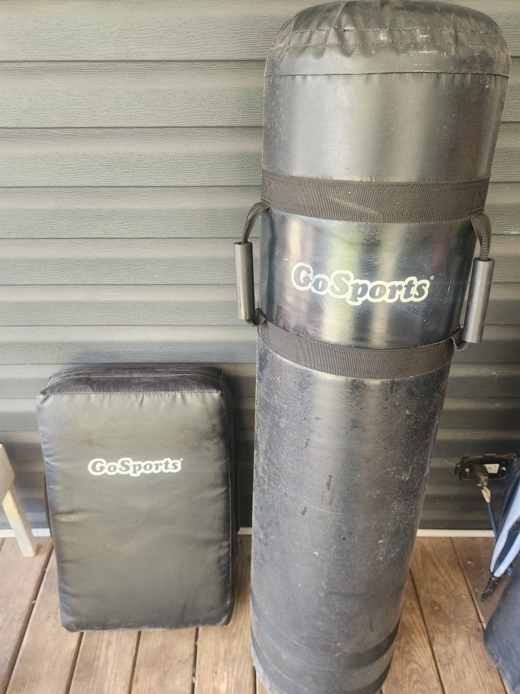 TACKLING DUMMY & BLOCKING PAD