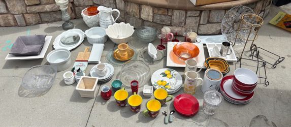 Big Lot of Kitchen-Ware & Glass-Wear Items - $35 for All