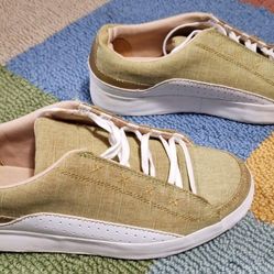 Women's Size 8 Timberland Green & Gold Sneakers 